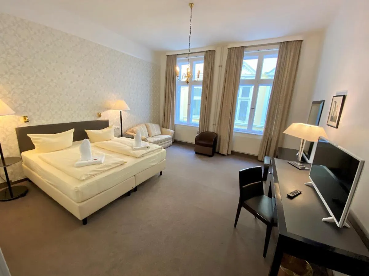 Hotel Kaiserhof Lubeck