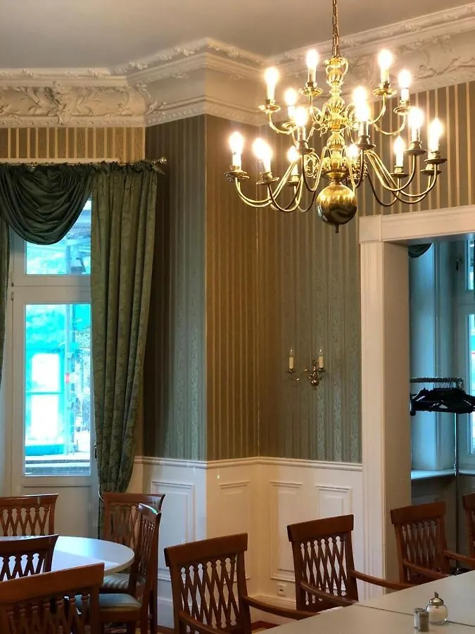 Hotel Kaiserhof Lubeck 3*,  Germany