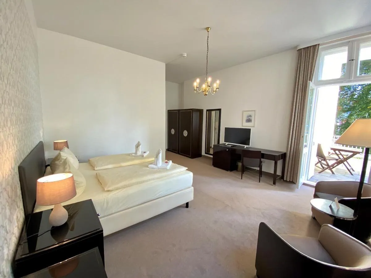 Hotel Kaiserhof Lübeck 3*,  Almanya