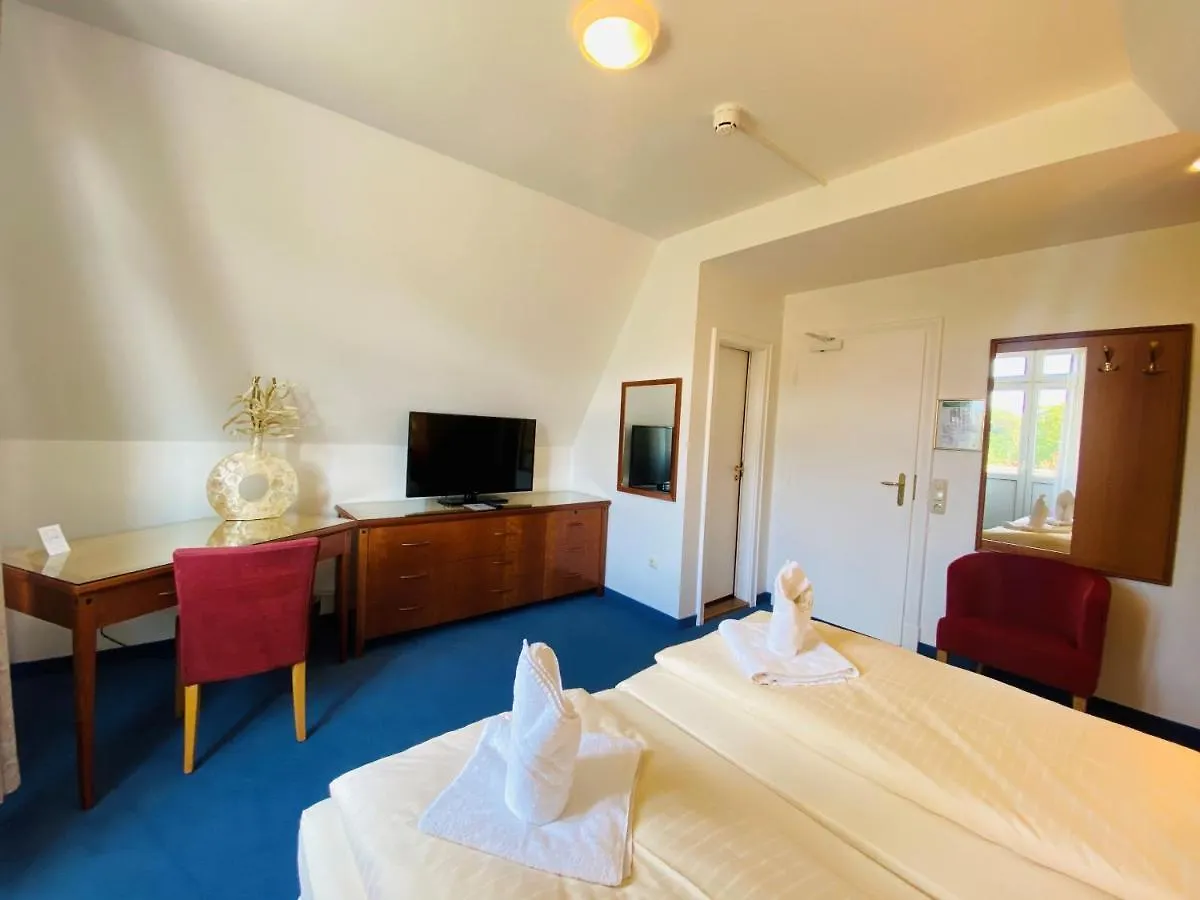 Hotel Kaiserhof Lübeck Almanya